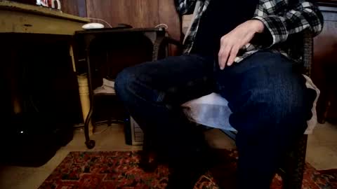 Snapshot of cali1962 chatting on February 2025 10:49:02 PM Cal online show from February 2025 10:49:02 PM