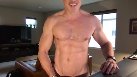 calirsedmo online show from February 2026 09:40:02 PM