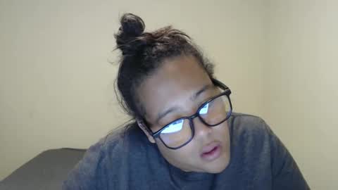 Snapshot of cals9x chatting on October 2025 12:36:01 AM camzxoxox online show from October 2025 12:36:01 AM