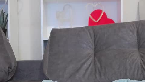 Snapshot of calvin_cay chatting on February 2025 05:30:01 AM Calvin online show from February 2025 05:30:01 AM