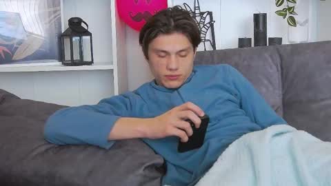 Snapshot of calvin_cay chatting on February 2025 06:49:02 AM Calvin online show from February 2025 06:49:02 AM