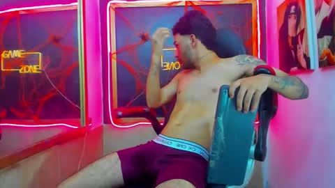 Calvin online show from October 2025 04:23:02 AM