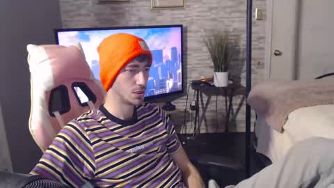 Snapshot of calvin_tanner chatting on December 2024 04:04:02 AM calvin_tanner online show from December 2024 04:04:02 AM