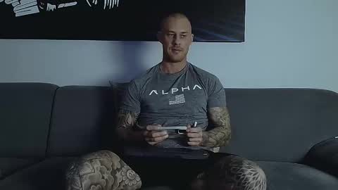 Snapshot of calvinhunt69 chatting on November 2025 11:04:01 PM Calvin online show from November 2025 11:04:01 PM