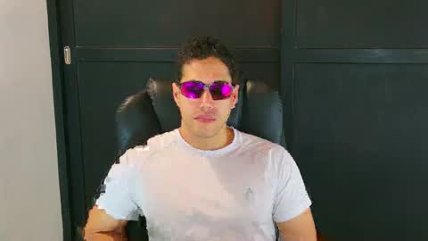 camara110 online show from January 2025 09:51:02 PM