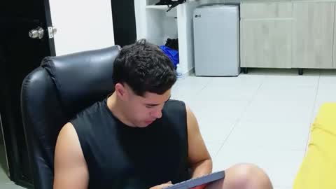 camara110 online show from March 2026 01:43:02 AM