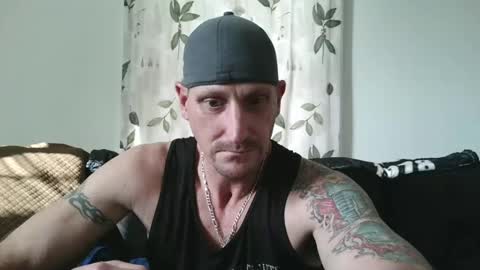 Snapshot of camaro383ci1994 chatting on January 2025 08:09:01 PM Chillaxin lets talk online show from January 2025 08:09:01 PM