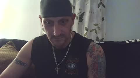 Snapshot of camaro383ci1994 chatting on January 2025 02:26:01 AM Chillaxin lets talk online show from January 2025 02:26:01 AM