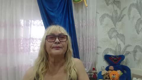 CamDiva1 online show from October 2025 11:51:02 AM
