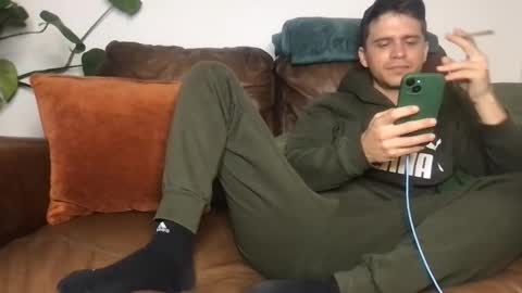 CamDoAttitude online show from November 2025 01:18:02 AM