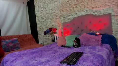 Snapshot of cameron_april chatting on November 2025 11:42:02 AM cameron_april online show from November 2025 11:42:02 AM