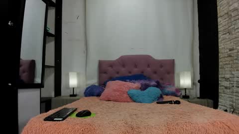 Snapshot of cameron_april chatting on November 2025 11:53:01 AM cameron_april online show from November 2025 11:53:01 AM