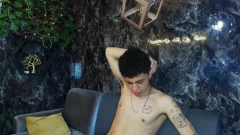 Snapshot of cameron_lux4 chatting on January 2026 04:09:01 PM CAMERON online show from January 2026 04:09:01 PM