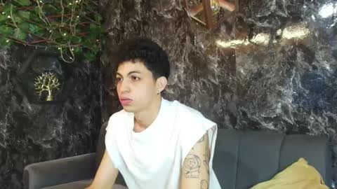 Snapshot of cameron_lux4 chatting on January 2026 12:54:01 PM CAMERON online show from January 2026 12:54:01 PM