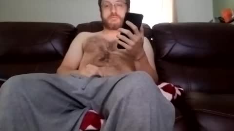 Snapshot of camguy2425 chatting on January 2025 01:05:02 PM CamGuy online show from January 2025 01:05:02 PM