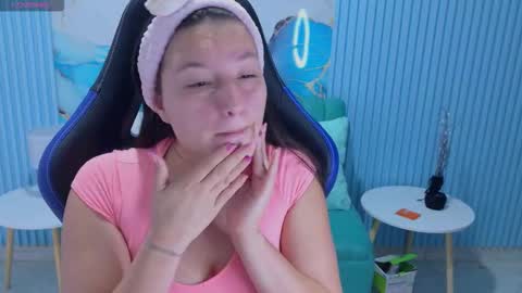 Snapshot of cami_boobss1 chatting on December 2025 12:10:02 PM Cami online show from December 2025 12:10:02 PM