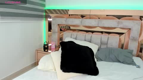 camii  online show from December 2024 04:32:02 AM