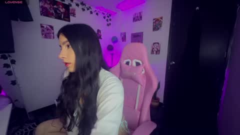Snapshot of cami_mila99 chatting on June 2026 07:54:02 AM CAMI online show from June 2026 07:54:02 AM