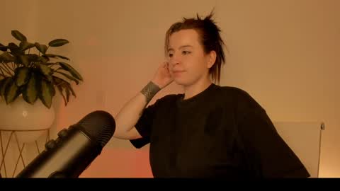 Snapshot of camidoll_10 chatting on December 2024 01:51:01 AM camila online show from December 2024 01:51:01 AM