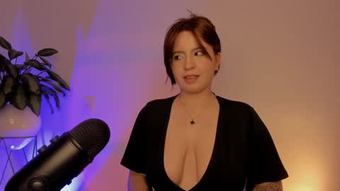 Snapshot of camidoll_10 chatting on January 2025 11:01:02 AM camila online show from January 2025 11:01:02 AM