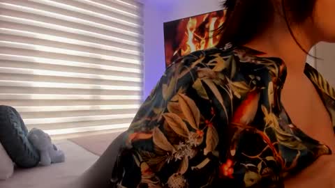 Snapshot of camidoll_10 chatting on January 2025 04:06:01 PM camila online show from January 2025 04:06:01 PM