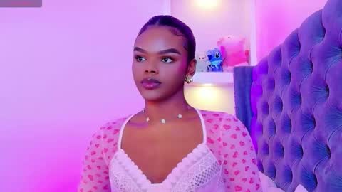 camiestrada online show from November 2025 06:06:02 PM