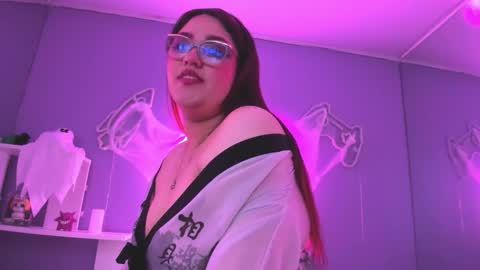 Camila Osorio online show from October 2025 06:59:01 PM