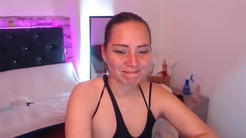 camila online show from September 2025 04:20:02 PM