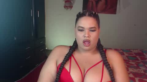 Snapshot of camila_fuenmayor chatting on October 2025 04:35:01 AM online show from October 2025 04:35:01 AM