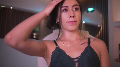 camila_martinez9 online show from October 2025 11:28:02 AM