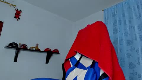 Camila online show from October 2025 09:39:02 PM