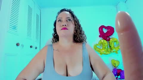 camilaa foxxx online show from February 2025 11:58:02 PM