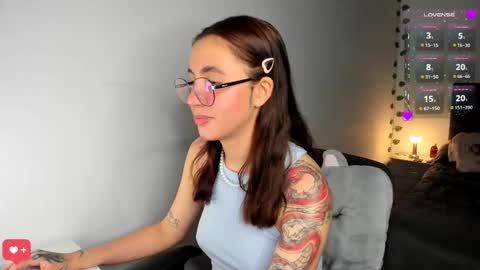 Snapshot of camilaalee chatting on January 2025 12:19:02 AM CAMILAA LEE  online show from January 2025 12:19:02 AM