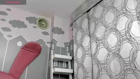 Camila  online show from February 2025 03:42:02 AM