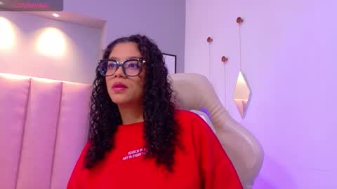 Camila online show from November 2025 12:19:02 PM