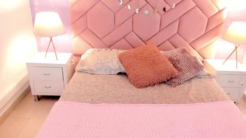 Snapshot of camilarivers chatting on January 2025 12:07:02 PM Camila online show from January 2025 12:07:02 PM