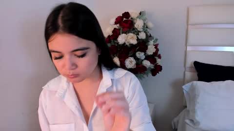 Snapshot of camilasofiia chatting on January 2025 11:11:01 PM Camila online show from January 2025 11:11:01 PM