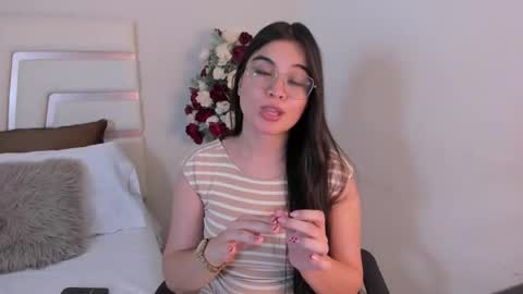 Snapshot of camilasofiia chatting on February 2025 10:45:01 PM Camila online show from February 2025 10:45:01 PM