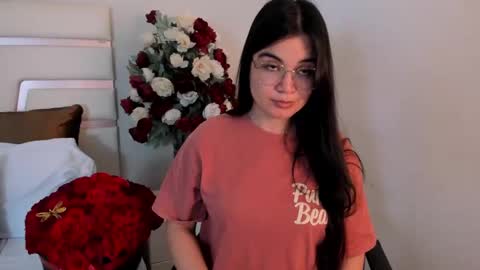 Snapshot of camilasofiia chatting on February 2025 12:14:01 AM Camila online show from February 2025 12:14:01 AM