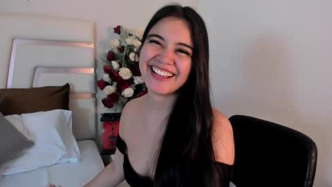 Snapshot of camilasofiia chatting on March 2025 11:06:01 PM Camila online show from March 2025 11:06:01 PM