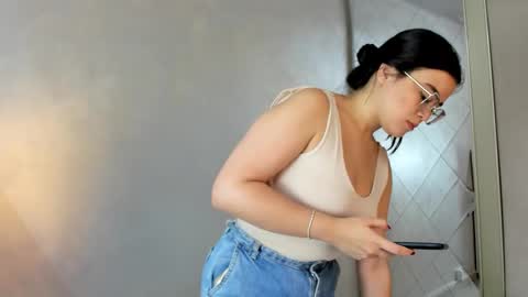 Snapshot of camilasofiia chatting on September 2025 06:18:02 PM Camila online show from September 2025 06:18:02 PM