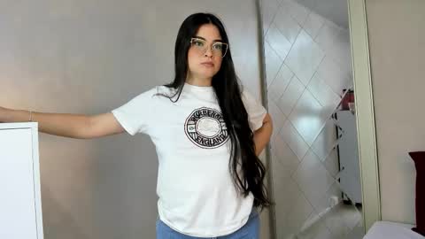 Snapshot of camilasofiia chatting on September 2025 05:23:02 PM Camila online show from September 2025 05:23:02 PM