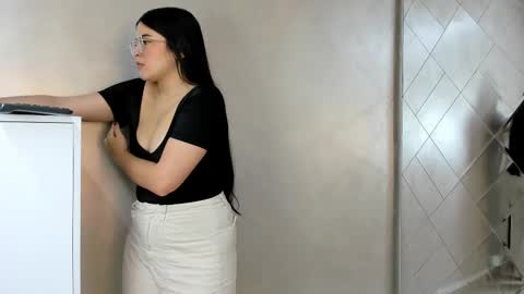 Snapshot of camilasofiia chatting on September 2025 08:00:02 PM Camila online show from September 2025 08:00:02 PM