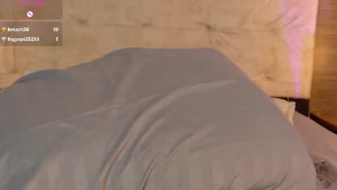 Snapshot of camilavelour chatting on June 2026 09:14:01 AM Camila Velour online show from June 2026 09:14:01 AM