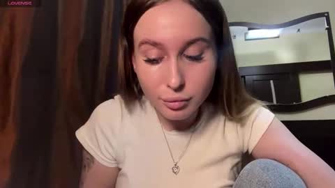 Miki online show from March 2026 02:12:02 PM