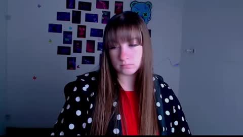 Snapshot of camilla_body chatting on May 2026 06:08:01 AM Camilla online show from May 2026 06:08:01 AM