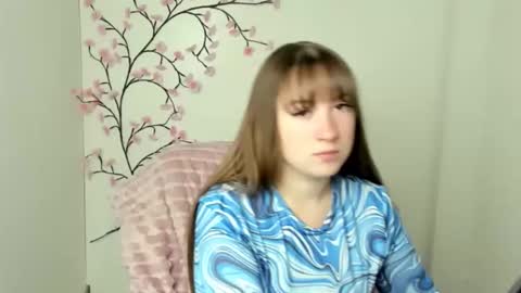 Snapshot of camilla_body chatting on May 2026 05:34:02 AM Camilla online show from May 2026 05:34:02 AM