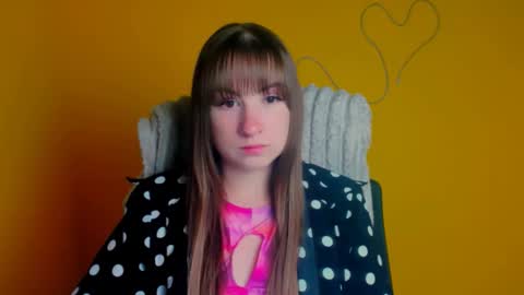Snapshot of camilla_body chatting on May 2026 05:36:02 AM Camilla online show from May 2026 05:36:02 AM