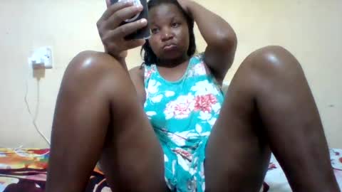 Snapshot of camillah_sweet chatting on June 2026 06:40:01 PM camillah_sweet online show from June 2026 06:40:01 PM