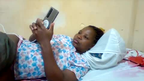 Snapshot of camillah_sweet chatting on July 2026 06:47:02 AM camillah_sweet online show from July 2026 06:47:02 AM